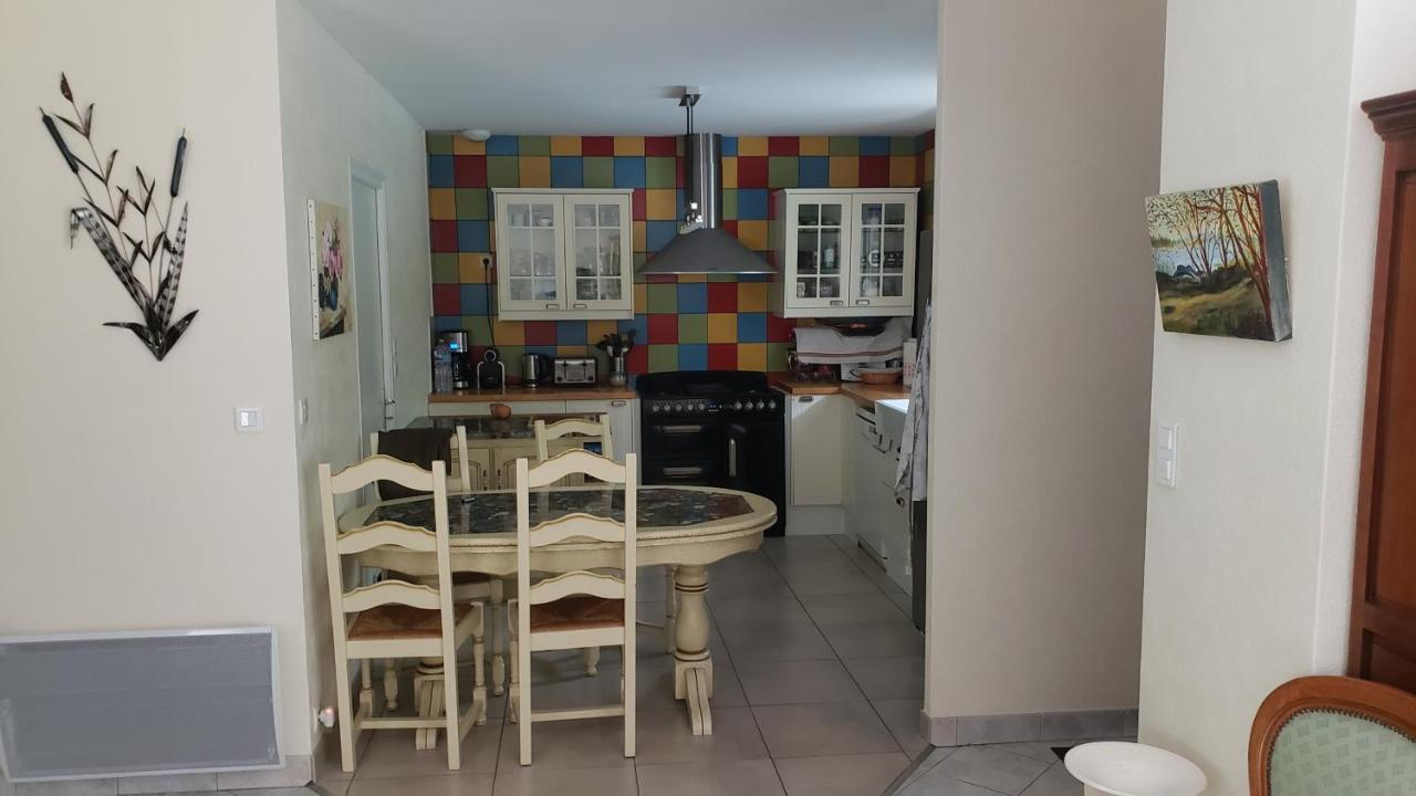 Le Calme Bed & Breakfast Plessé Екстериор снимка