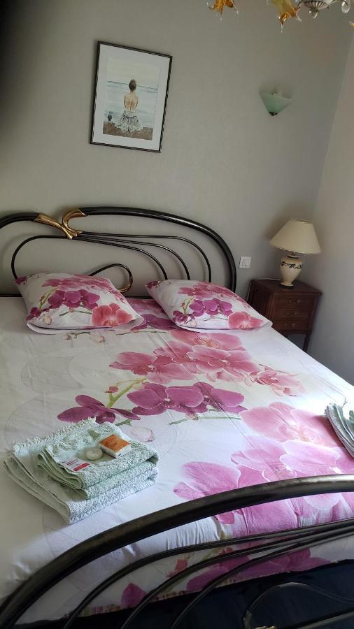 Le Calme Bed & Breakfast Plessé Екстериор снимка
